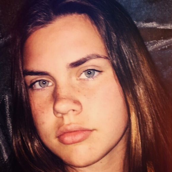 Meet your Posher, Ashley - Picture 1 of 1